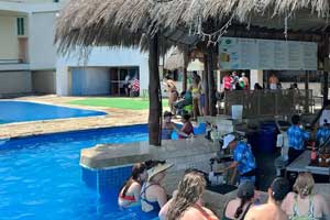 Pool Bar